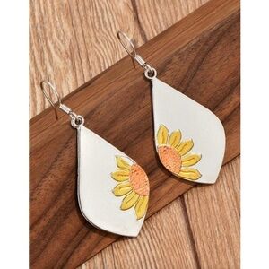 NEW! Boho‎ Silver Retro Sunflower Rhombus Shaped Earrings Dangle Drop Floral